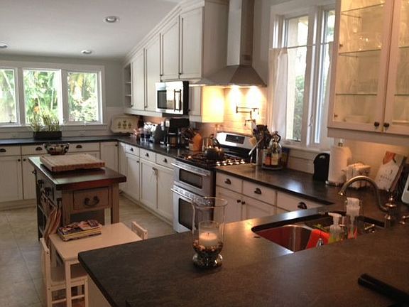 2nd image of 1812 W Jetton Ave