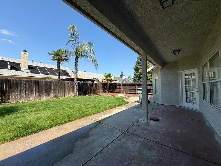 2128 E Saint Andrew Dr — Photo 34