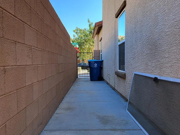5663 Iron Rock Dr — Photo 29