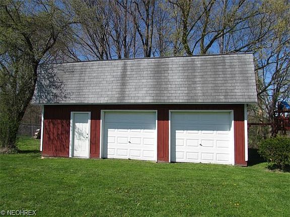 4th image of 25318 Briarwood Ln