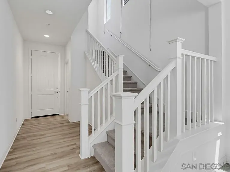 1041 Sea Glass Way — Photo 8