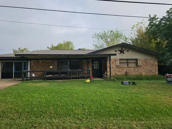 1201 Mulberry St, Teague, TX 75860