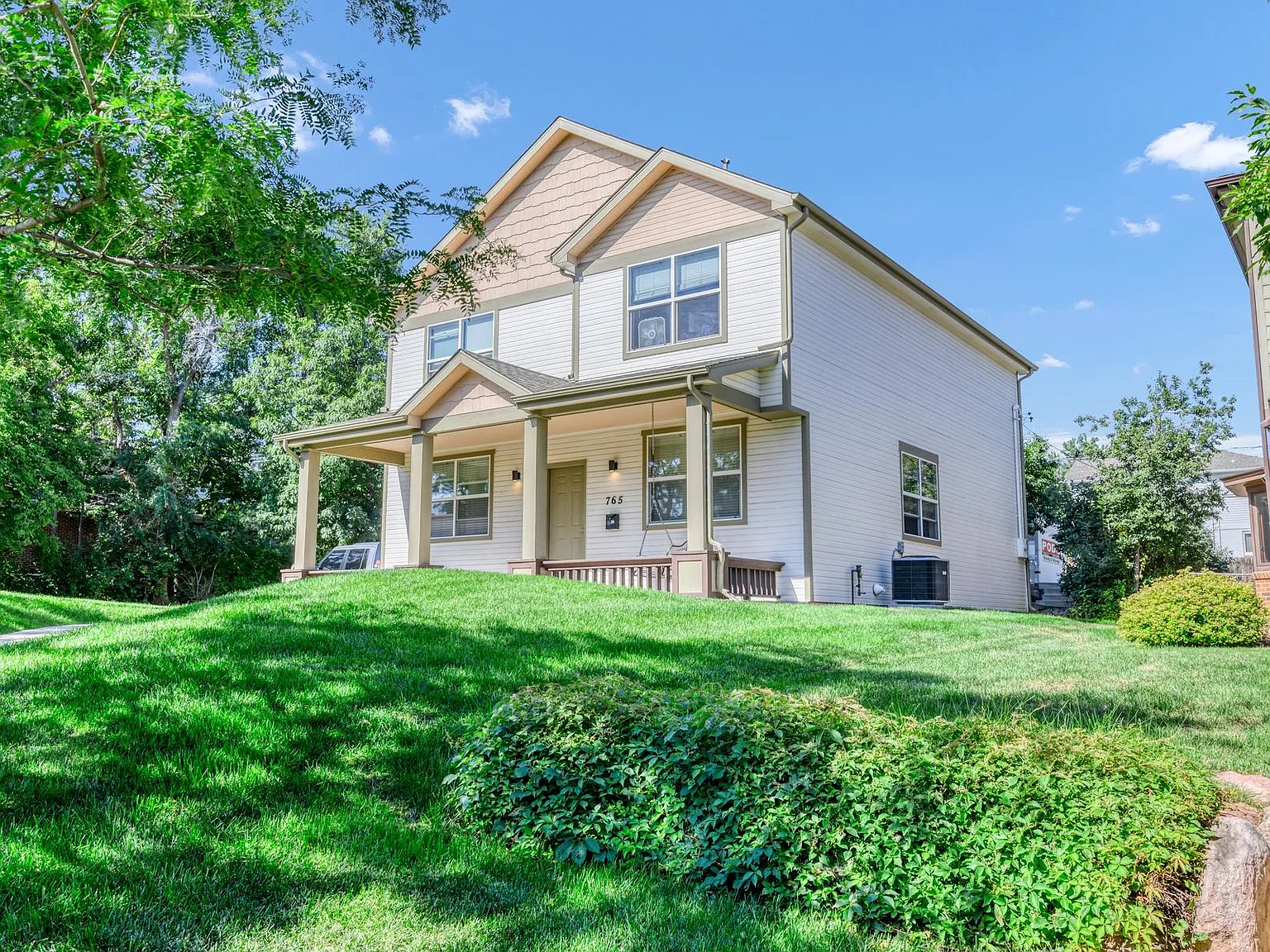 7 bed, 1760 sqft, $13,996 — Photo 4