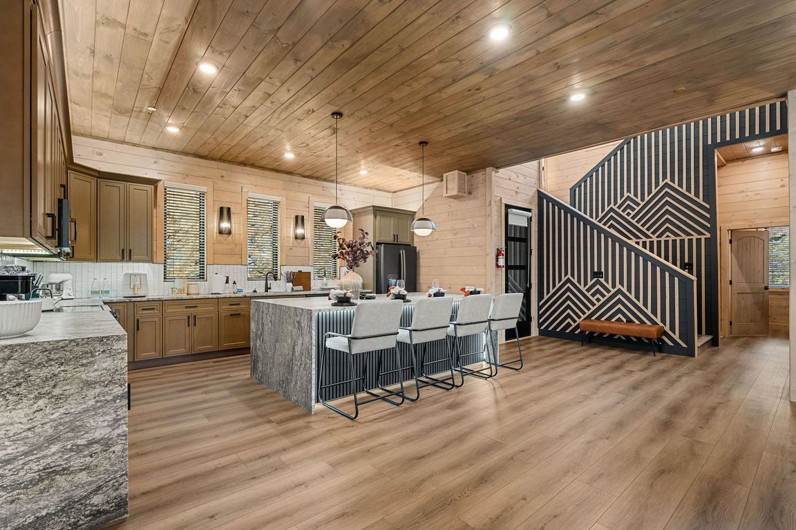 next background image