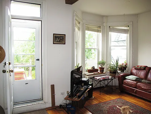 Rented by Stewart Harrison LLC | media 18