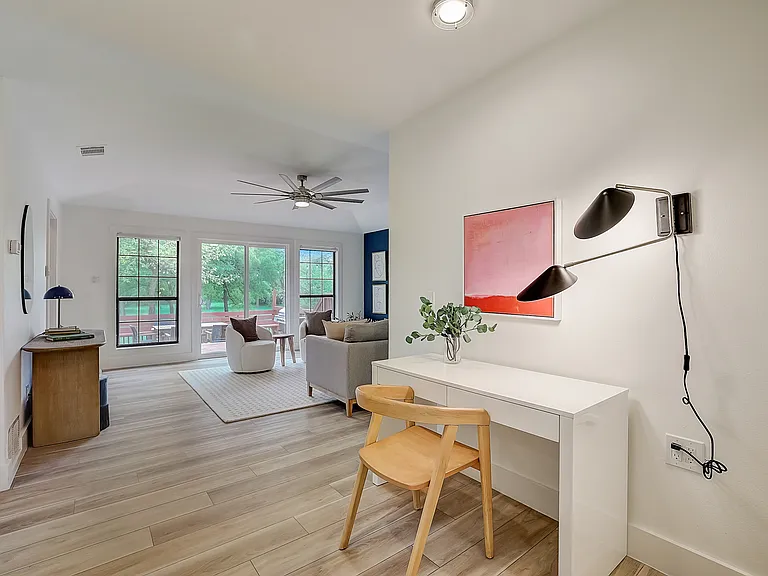 5511 N Dunlap Rd — Photo 23