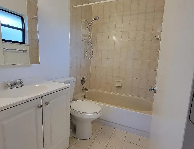 1087 Goldenrod Rd — Photo 9