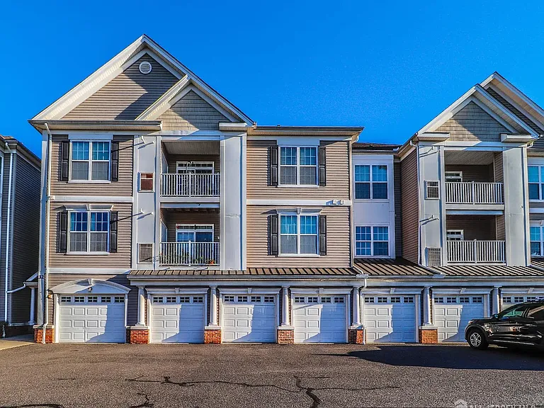 3223 Edward Stec Blvd #23 — Photo 2