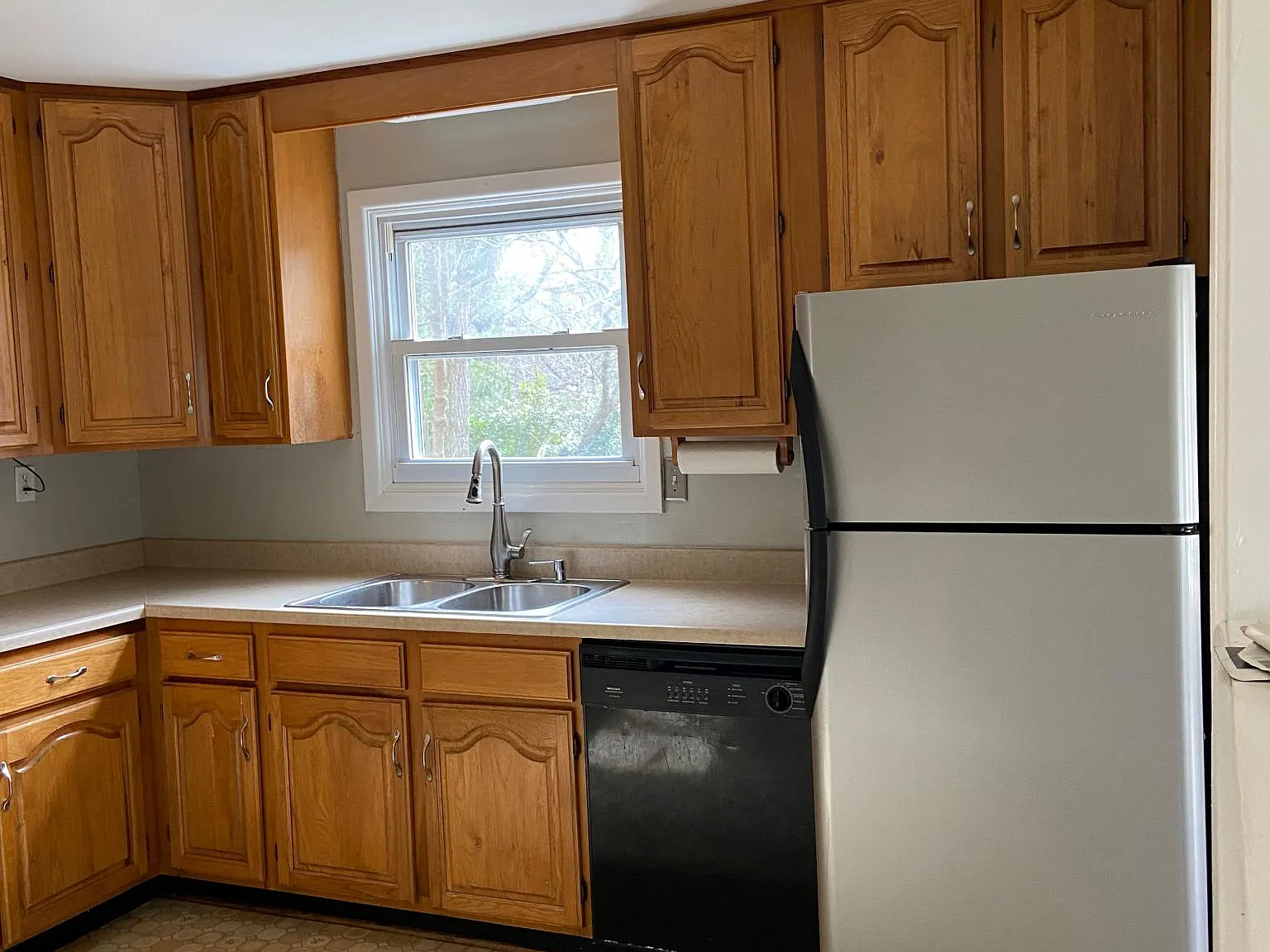 2 bed, 1.5 bath, 1068 sqft, $2,200 — Photo 4