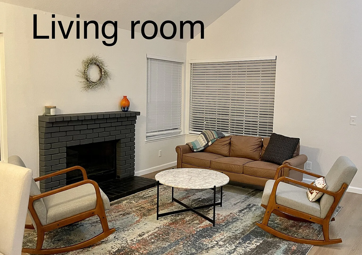 Safe, Quiet, Upscale Neighborhood w View — Photo 4