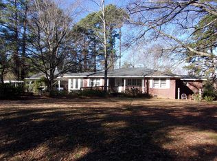 1393 Smithville Rd, Mountville, SC 29370