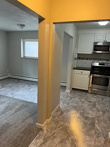8 Carol Cir #B3 Photo 1