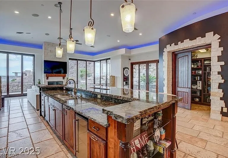 1608 Liege Dr — Photo 12