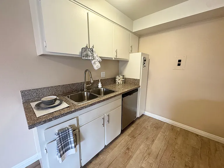 Vista Verde Apartments — Photo 19