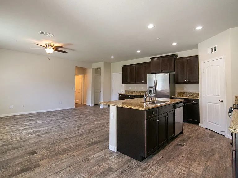 3443 Arborview Dr — Photo 9