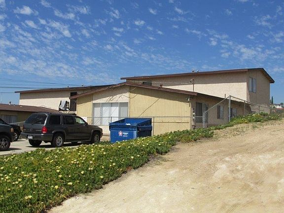 4th image of 1676 Klauber Ave #3