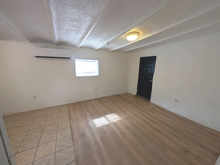 1203 Barelas Rd SW #B — Photo 11