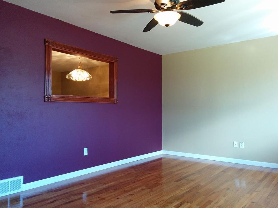1st image of 23 Radford Dr