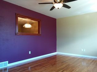 23 Radford Dr, Florissant, MO