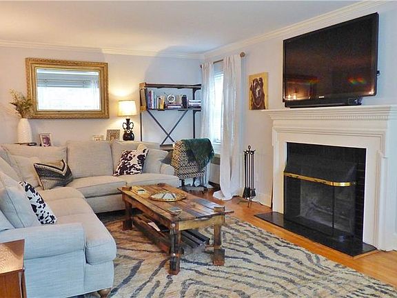4th image of 4511 Augusta Ave