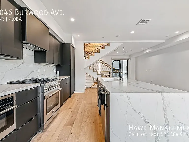 6046 Burwood Ave — Photo 10