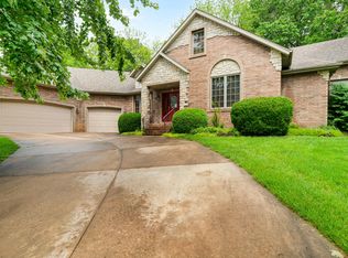 1373 W Stone Meadow Way, Springfield, MO 65810