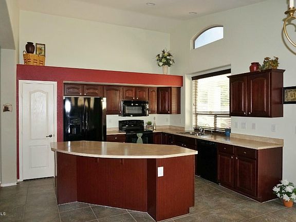 3rd image of 18200 W Skyline Dr