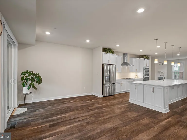 43467 Grandmoore St — Photo 19