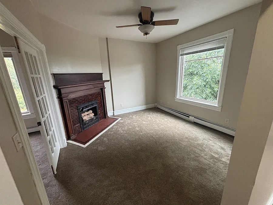 2 bed, $1,025 — Photo 3