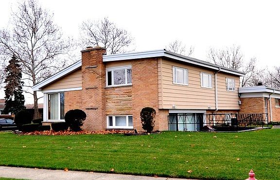 5th image of 2418 E Martindale Dr