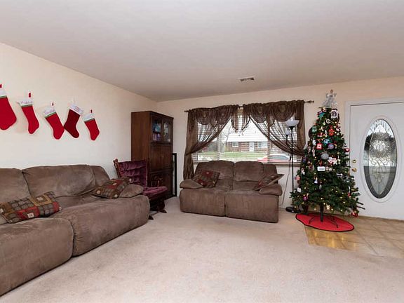 3rd image of 12175 Audie Ct