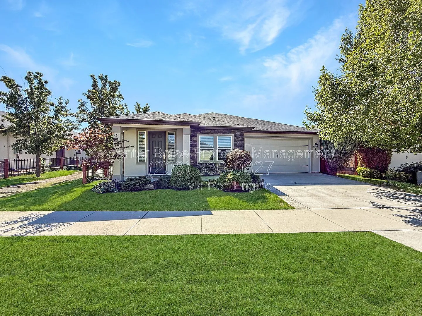 3 bed, 2.0 bath, 1667 sqft, $2,570 — Photo 1