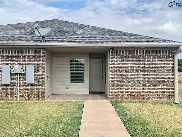 4701 Belair Blvd — Photo 15