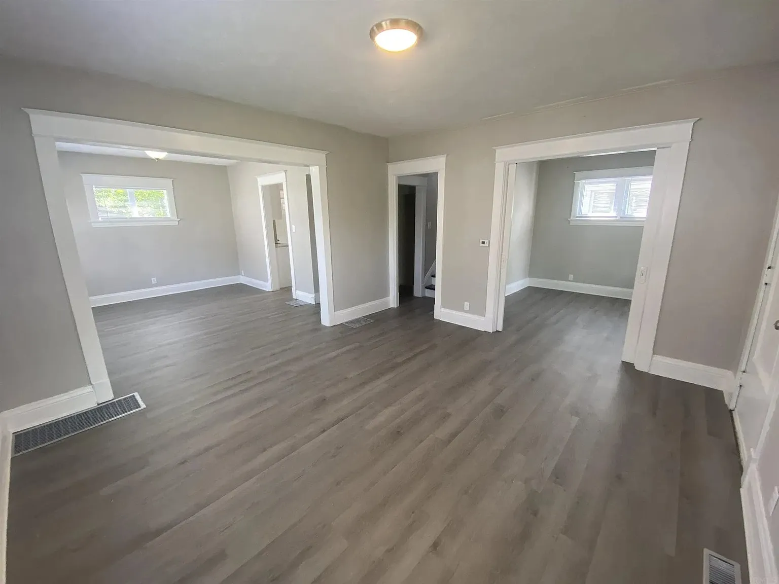 4 bed, 2.0 bath, 1554 sqft, $1,525 — Photo 2