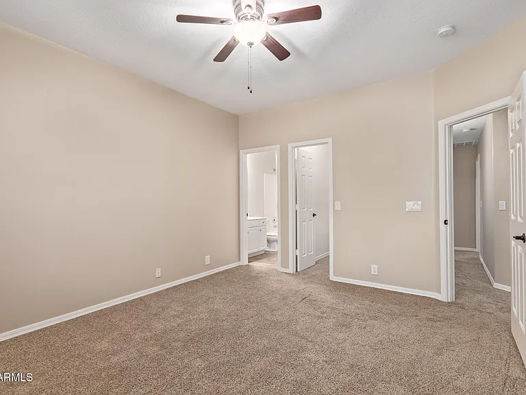 1211 E Desert Flower Ln — Photo 27