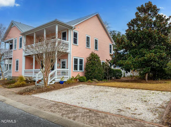 300 Marina View Drive, Southport, NC 28461