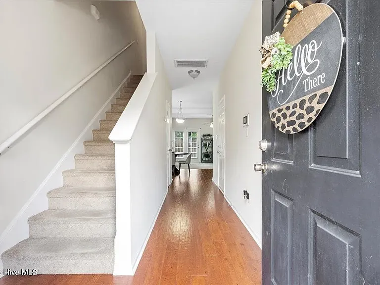 2047 Reserve Ln — Photo 2