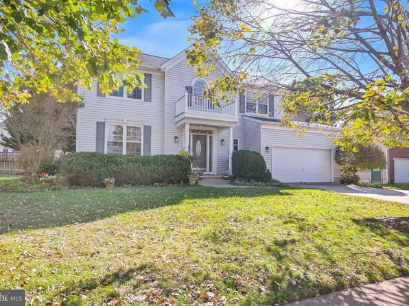 3985 Farm Woods Ln, Hampstead, MD 21074