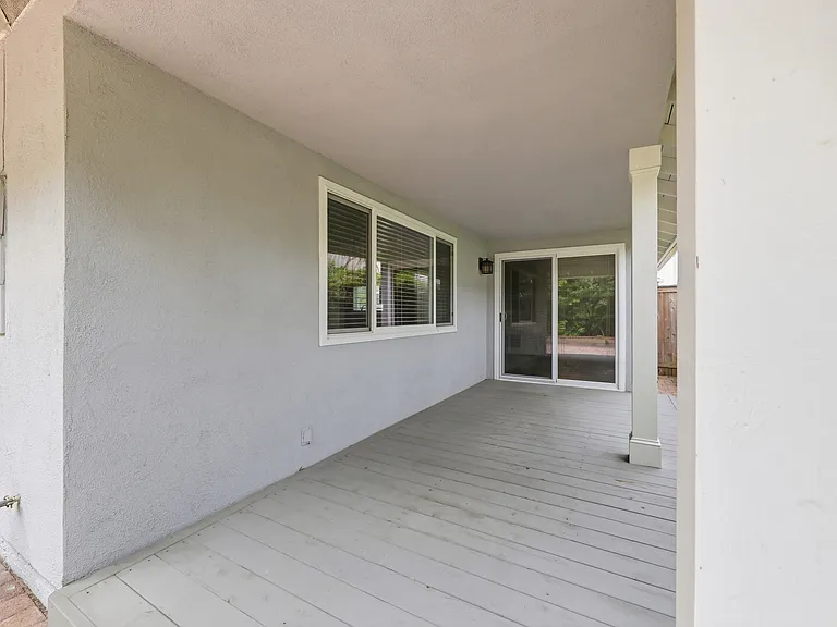 1970 Pelican Pl — Photo 20