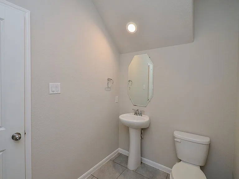 4015 Prairie Landing Ln — Photo 14