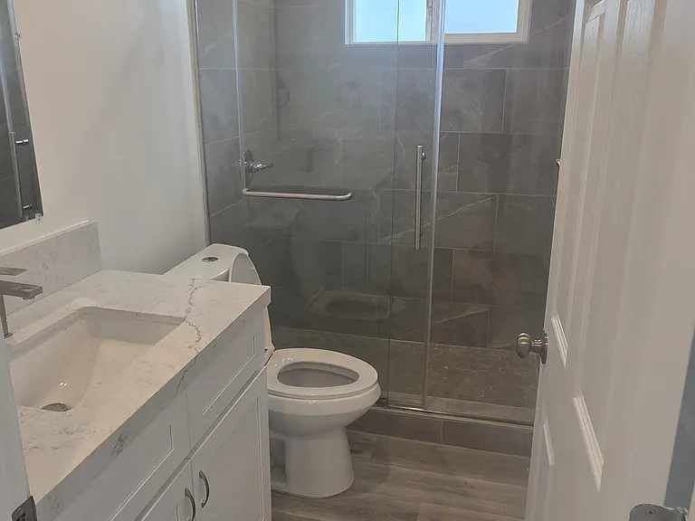 1177 W Phillips Blvd — Photo 9