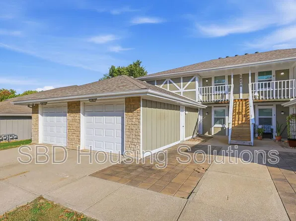 16606 E Gudgell Rd Unit B, Independence, MO 64055