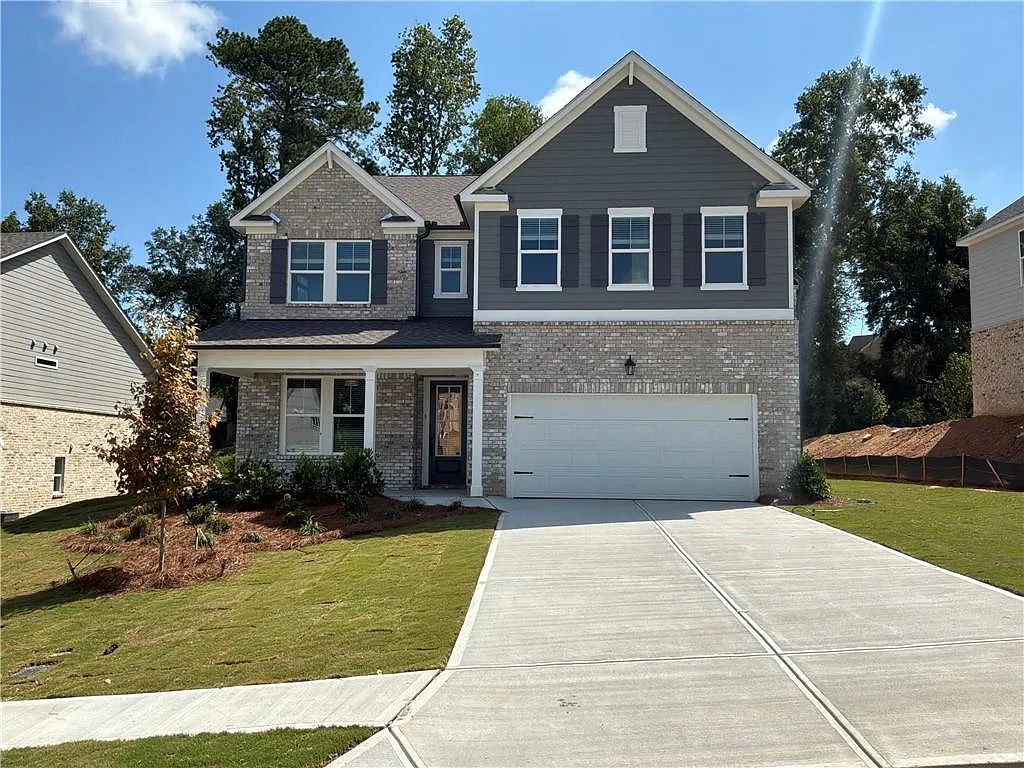 5 bed, 4.5 bath, 3501 sqft, $3,600 — Photo 2
