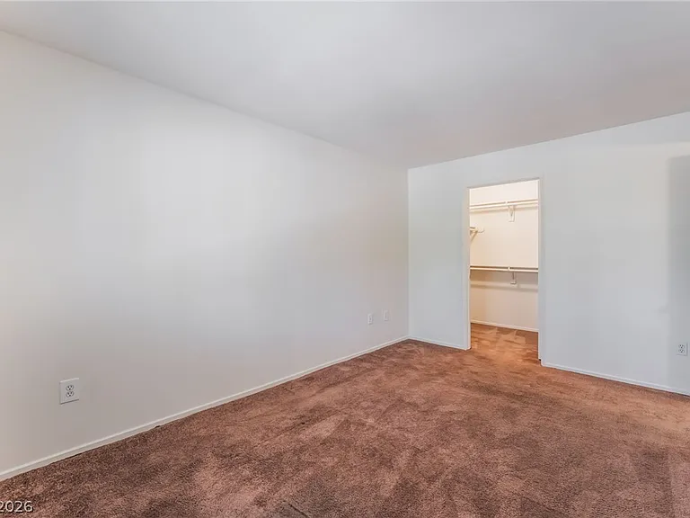 950 Seven Hills Dr #524 — Photo 30