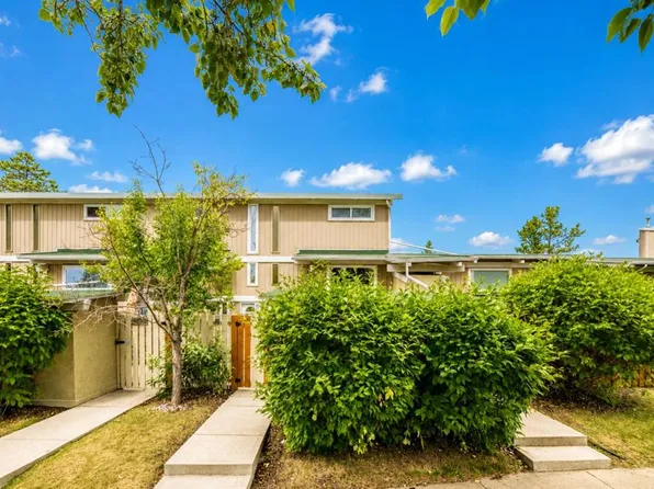 11010 S Bonaventure Dr SE #403, Calgary, AB T2J 3A8