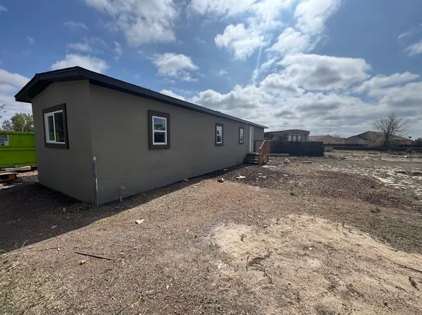 268 E Rolling Hills Dr, Pueblo West, CO 81007