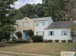 15 Silver Holw, North Brunswick, NJ 08902
