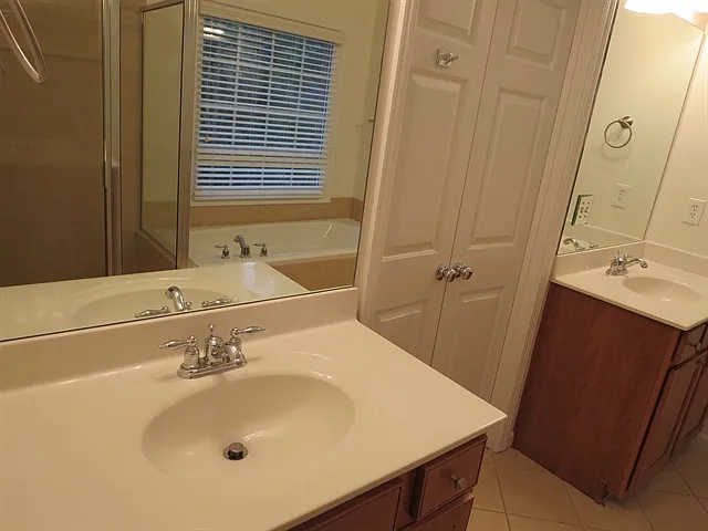 710 Pear Grove Pl — Photo 10
