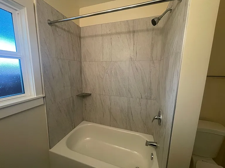 204-206 N. Cedar St. — Photo 24