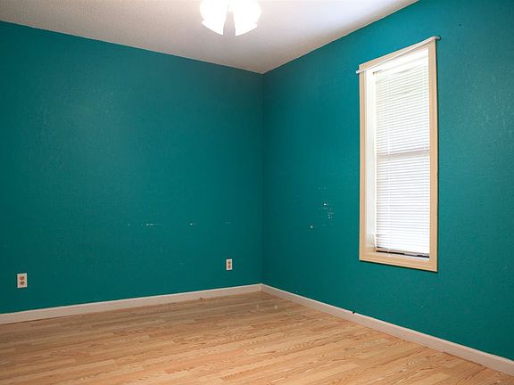 5th image of 671 Howard Teel Cir